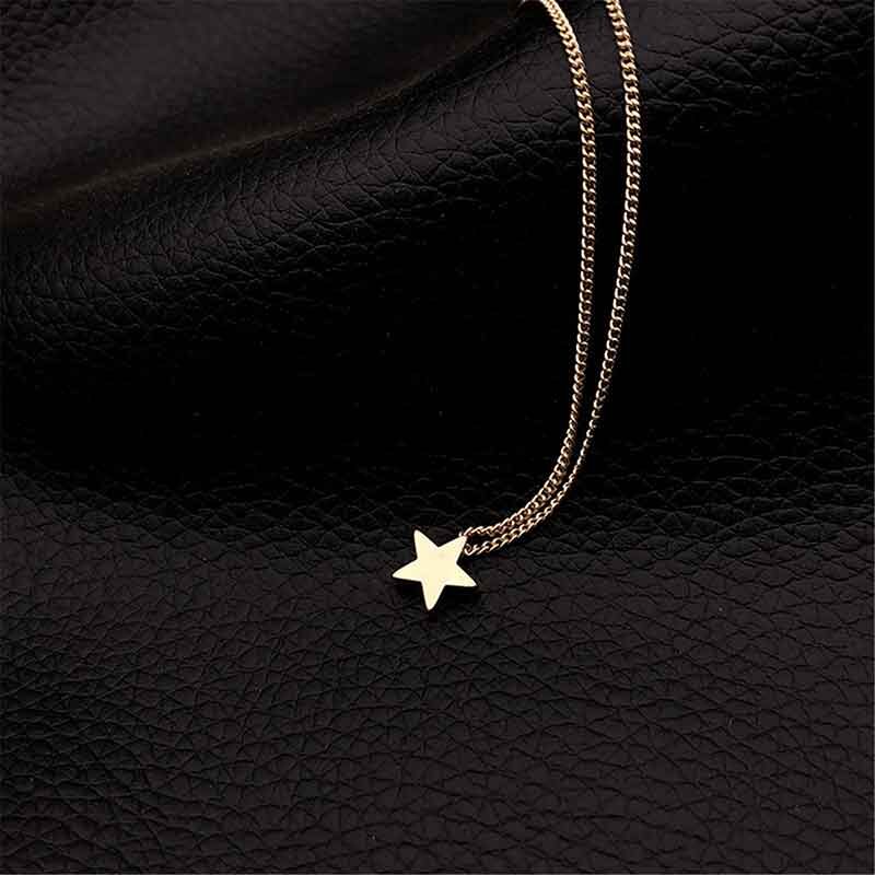 Collar con colgante de estrella