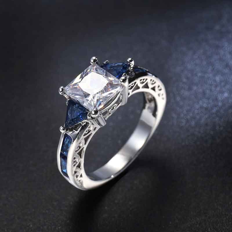 Anillo azul zafiro de circón