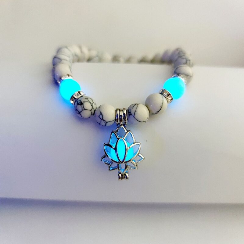 Pulsera de piedra natural fluorescente