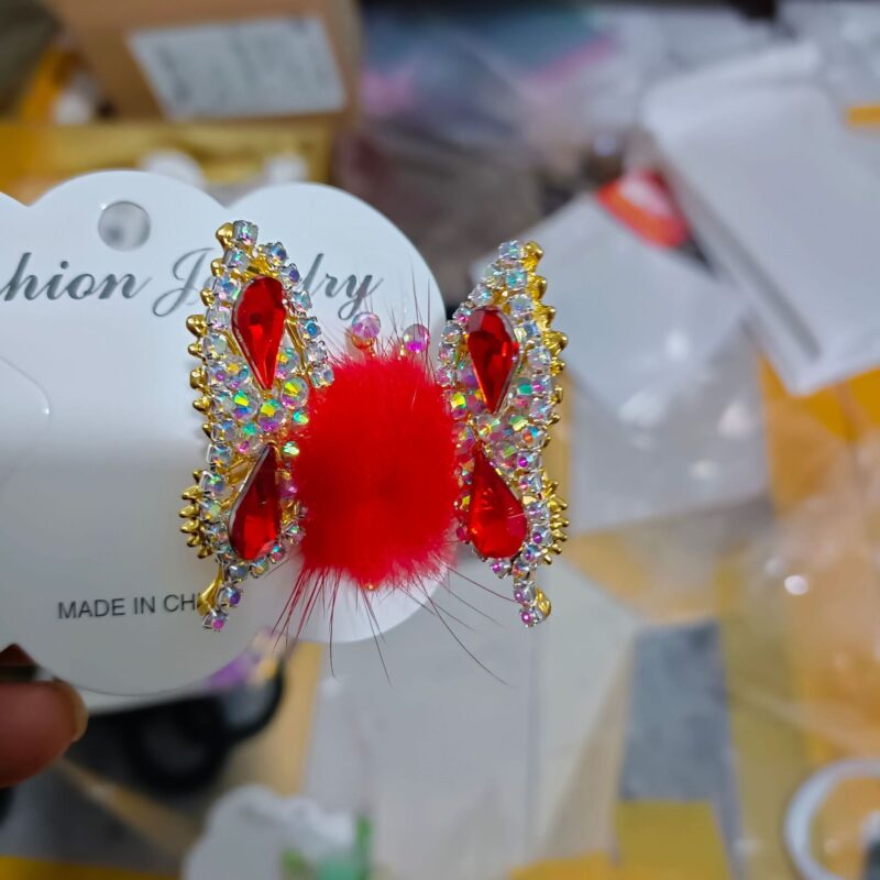 Horquilla de mariposa con movimiento de alas para el cabello