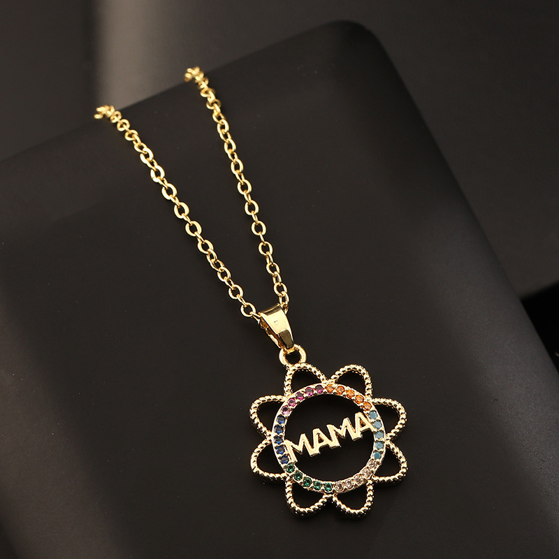 Collar de circón coloreado con colgante de mamá